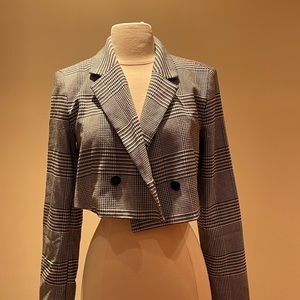 Cropped checkered blazer